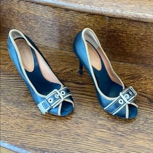 Dolce & Gabbanna peep toe pumps